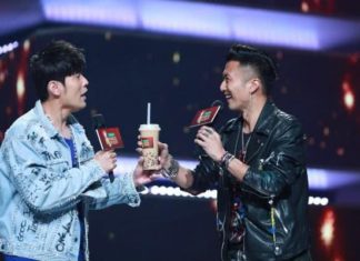 《新歌声 3》首录:霆锋送杰伦奶茶 《新歌声 3》首录:霆锋送杰伦奶茶