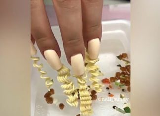 目瞪口呆!俄著名美甲沙龙设计新式泡面指甲 目瞪口呆!俄著名美甲沙龙设计新式泡面指甲