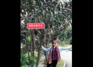 这是最全的中国大妈拍照姿势集吗?有人要中枪吗? 这是最全的中国大妈拍照姿势集吗?有人要中枪吗?