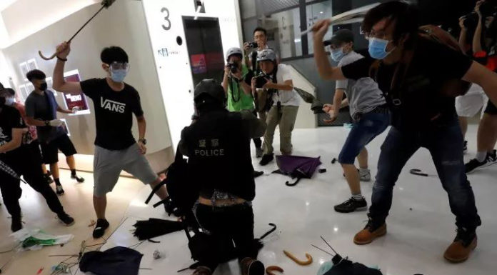 香港警方: 这是有预谋的暴乱 香港警方: 这是有预谋的暴乱