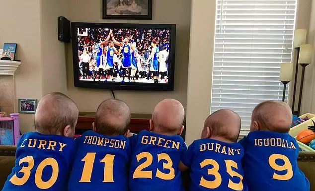 意外迎来五胞胎!带娃带到崩溃的奶爸就这么被逼成大神!