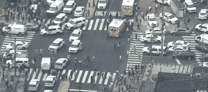 6名警察受伤,仍在对峙!费城发生枪击案