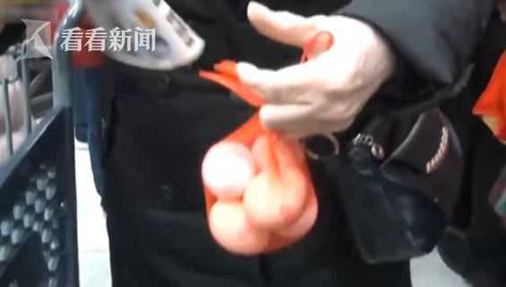 到银行没领到 20 多个鸡蛋,7 旬老人被气得脑出血 到银行没领到 20 多个鸡蛋,7 旬老人被气得脑出血