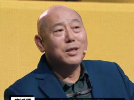 得罪半个娱圈，又痴恋小花，啥背景这么狠