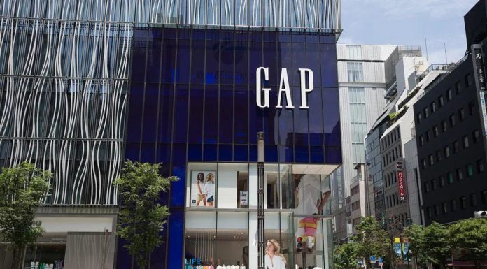 又一熟悉的巨头告急:宣布 8 万员工“休假”,或关店 230 家 又一熟悉的巨头告急:宣布 8 万员工“休假”,或关店 230 家