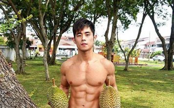 “周杰伦”在马来西亚卖榴莲？一身肌肉火爆全网，榴莲也没有帅哥香啊！