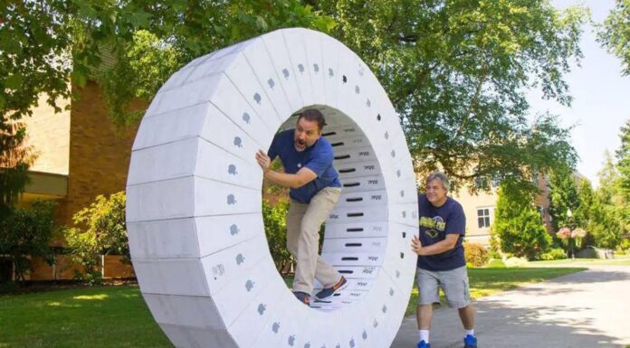 苹果的产品可能让你失望,但苹果产品的包装,永不让你失望