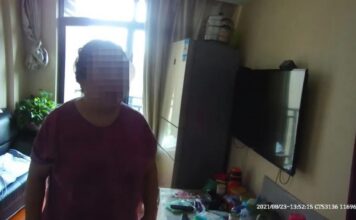 男子与姑娘网恋,把对方姑妈接来同住 3 年,真相让网友傻眼 男子与姑娘网恋,把对方姑妈接来同住 3 年,真相让网友傻眼