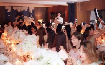 明道的“欧希纳”与 TST 同厂代工 销售模式高度类似 明道的“欧希纳”与 TST 同厂代工 销售模式高度类似