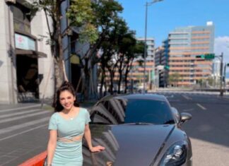 女星秀豪车引争议,被质疑是伴游饭局得来,本人正面回应 女星秀豪车引争议,被质疑是伴游饭局得来,本人正面回应