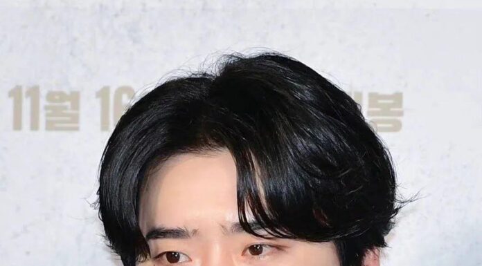 从未想过他也会发腮? 从未想过他也会发腮?