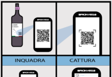 陌生二维码别顺手一扫:FTC 提醒骗子会把有害链接藏进 QR code 手机正在扫描二维码提醒用户警惕二维码诈骗和假链接