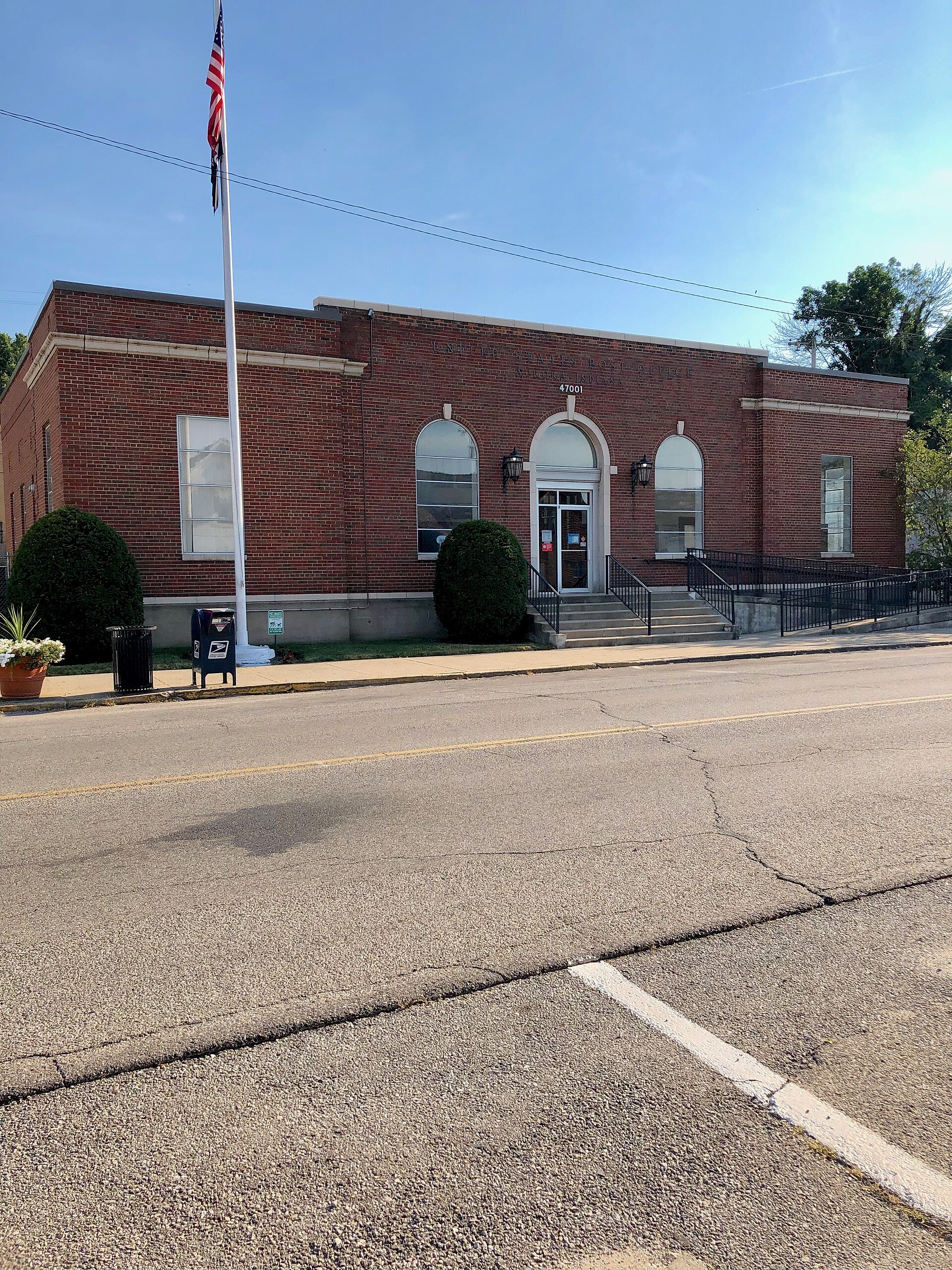 Juneteenth 联邦假日前美国邮局和银行营业安排提醒