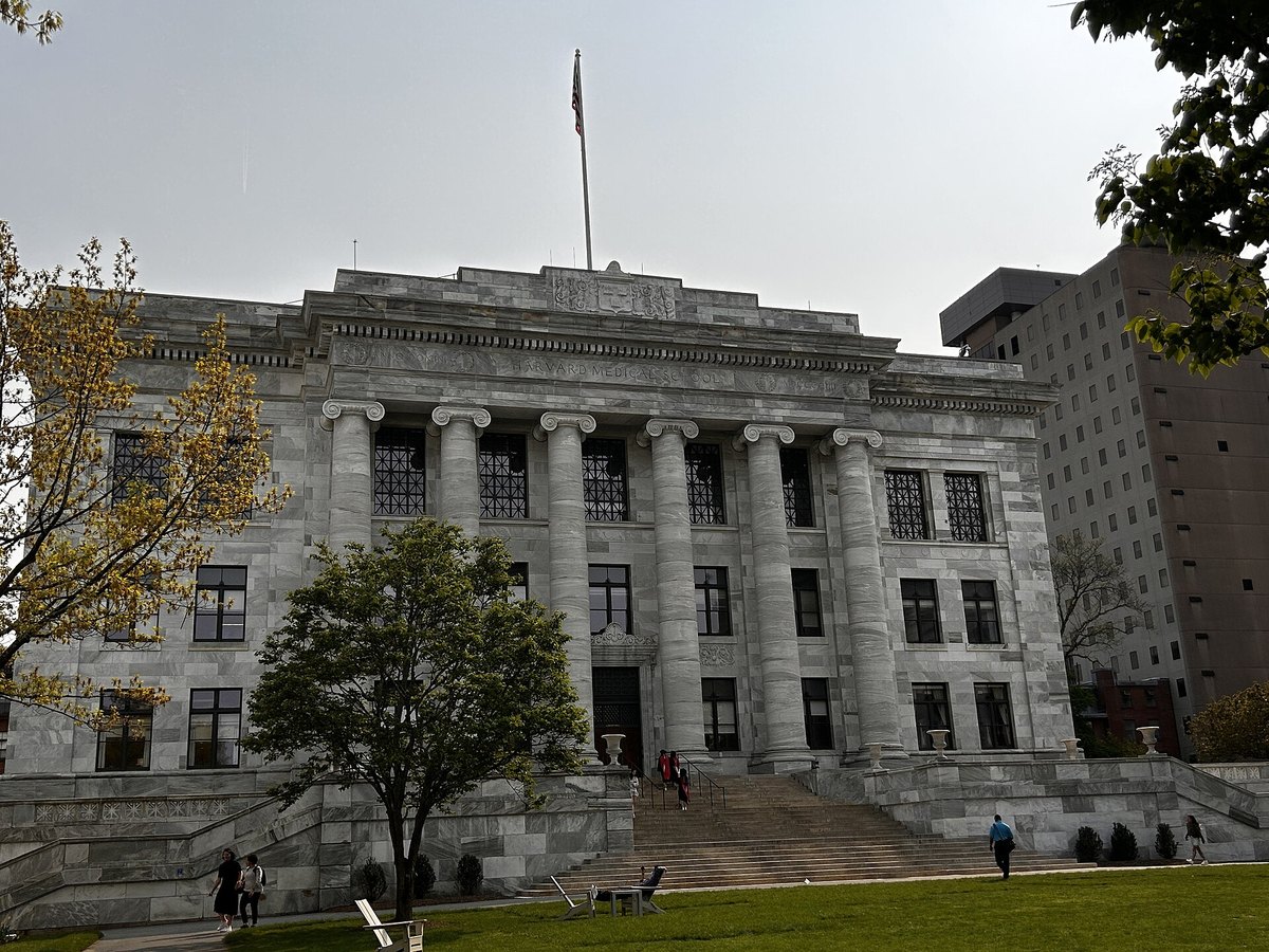 哈佛医学院校园建筑(Gordon Hall),遗体捐赠项目信任问题引发关注