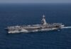 CNN:美国海军推动在建福特级航母改名,或以特朗普命名取代珍珠港英雄「多里斯·米勒」号 美国海军福特级航空母舰在海上航行,航母命名争议引发关注