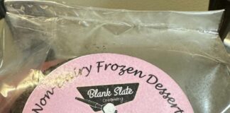 FDA召回页产品图：Blank Slate Vegan Non-Dairy Coconut Fudge Sandwiches包装