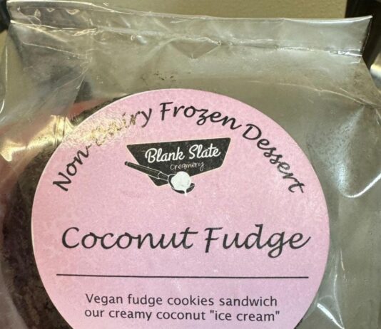 FDA通报Blank Slate纯素三明治未标注鸡蛋过敏原 FDA召回页产品图:Blank Slate Vegan Non-Dairy Coconut Fudge Sandwiches包装