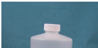 CPSC召回页产品图：Hyperfuels甲醇燃料容器