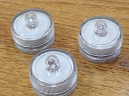 CPSC召回页产品图：JINHEZO迷你防水LED茶蜡灯