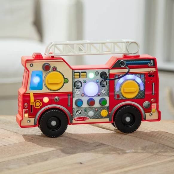 CPSC召回页产品图:Melissa & Doug Lights & Sounds Fire Truck Activity Board红色消防车玩具