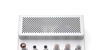 CPSC召回页产品图：AudioLineOut Studio Six ST6黑银耳机放大器