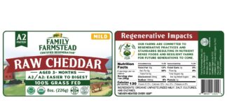FDA公告中的Family Farmstead生乳切达奶酪包装正面与背面标签