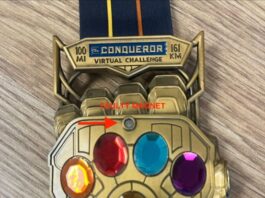 CPSC召回The Conqueror复仇者无限手套奖牌因磁铁脱落 CPSC召回通告中的Avengers Infinity Gauntlet奖牌产品图